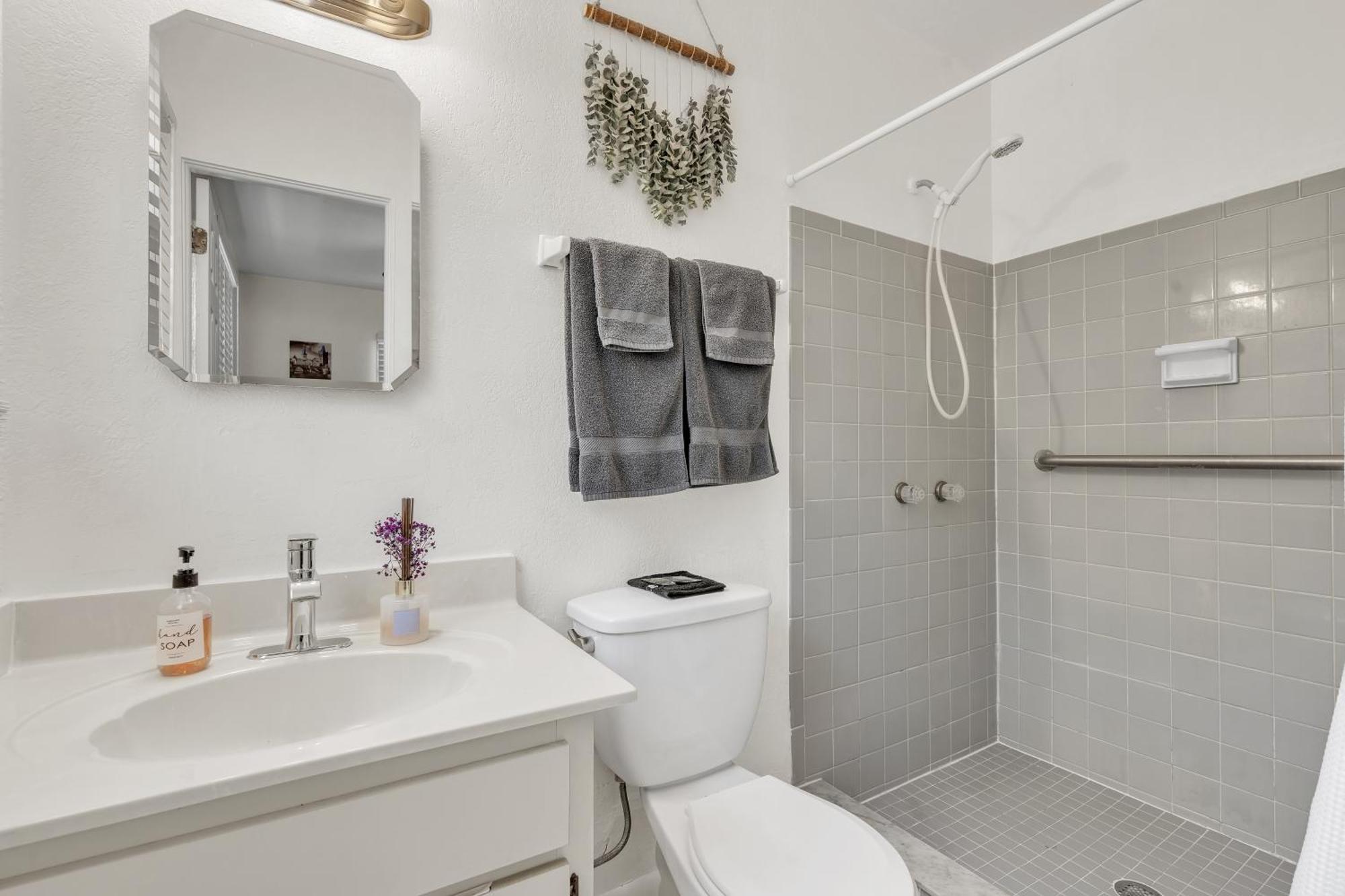 Stunning Modern Home In Tampa With Pool - Just 5 Minutes From Airport! Ngoại thất bức ảnh